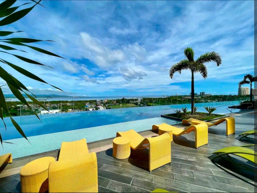 Mactan Newtown Condo With Pool Access Lapu-Lapu City Eksteriør billede