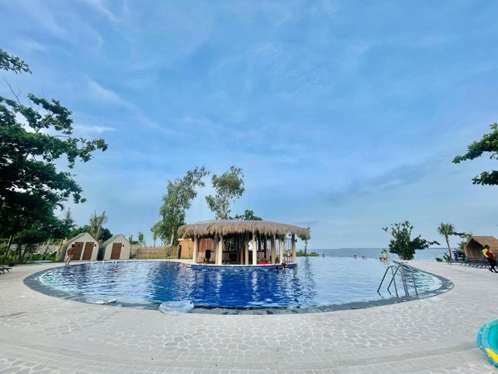 Mactan Newtown Condo With Pool Access Lapu-Lapu City Eksteriør billede
